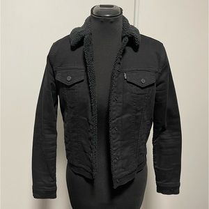 Levi’s Black denim jacket- Size xs